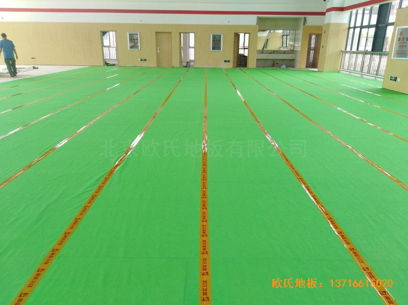 云南倪家營(yíng)第三小學(xué)籃球館體育地板安裝案例2