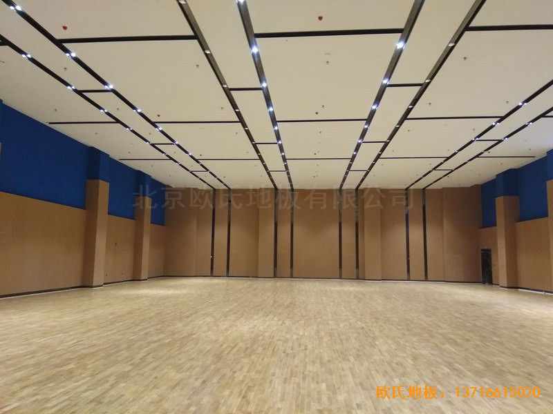 山東臨沂掌舵會所運動館運動木地板鋪設(shè)案例5
