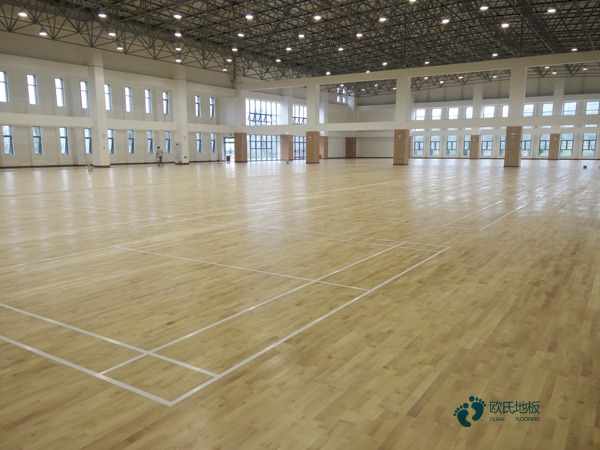 運(yùn)動木地板安裝高度1