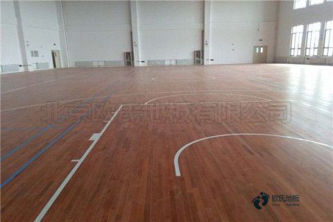 籃球館楓木運(yùn)動木地板