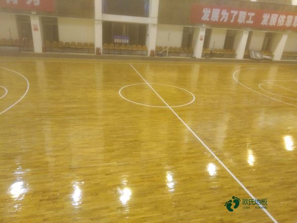 體育運(yùn)動木地板廠家哪家好1